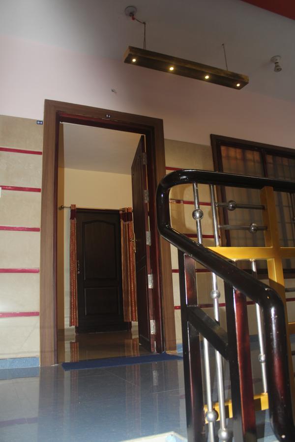 Sp Plaza Service Apartment Thiruvananthapuram Екстериор снимка